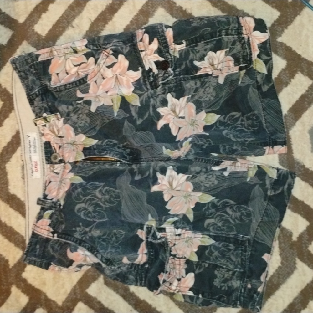 American Eagle Shorts Mens 34 Multicolor Classic Cargo Floral Hawaiian Tropical